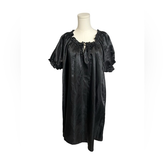 Amoureuse Nightgown Vintage Black Satin Croquette Whimsigoth Size Large Women’s - Picture 1 of 12